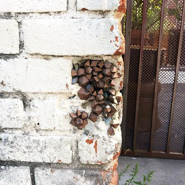 And oldie in Highland Park LA at @goodhousekeepinghlp the copper turns real fast and has a little paint rust. 🤑 #urbangeode